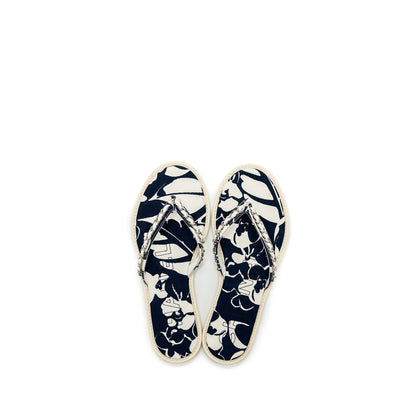 Chanel Size 40 Mules Cotton/Lambskin Navy Blue/Ecru SHW