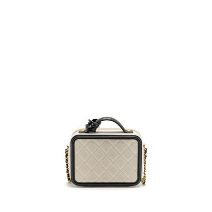 Chanel CC Filigree Vanity Case Caviar White/Black GHW
