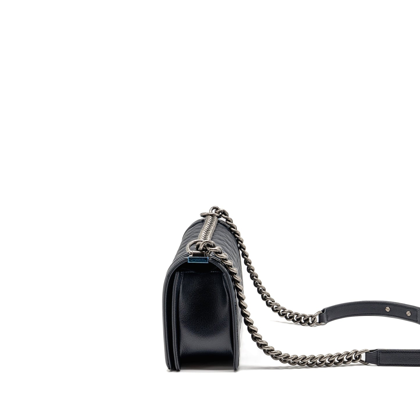 Chanel Medium Boy Bag Grained Calfskin Navy Ruthenium Hardware
