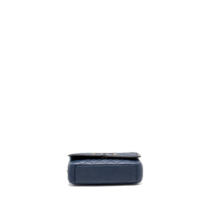 Chanel Filigree flap bag Caviar Navy/black GHW