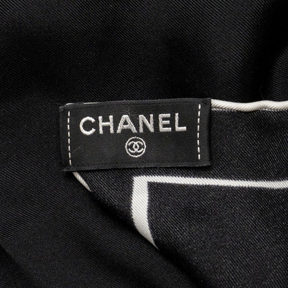 CHANEL 90x90cm Coco Chanel Silk Scarf Black / White