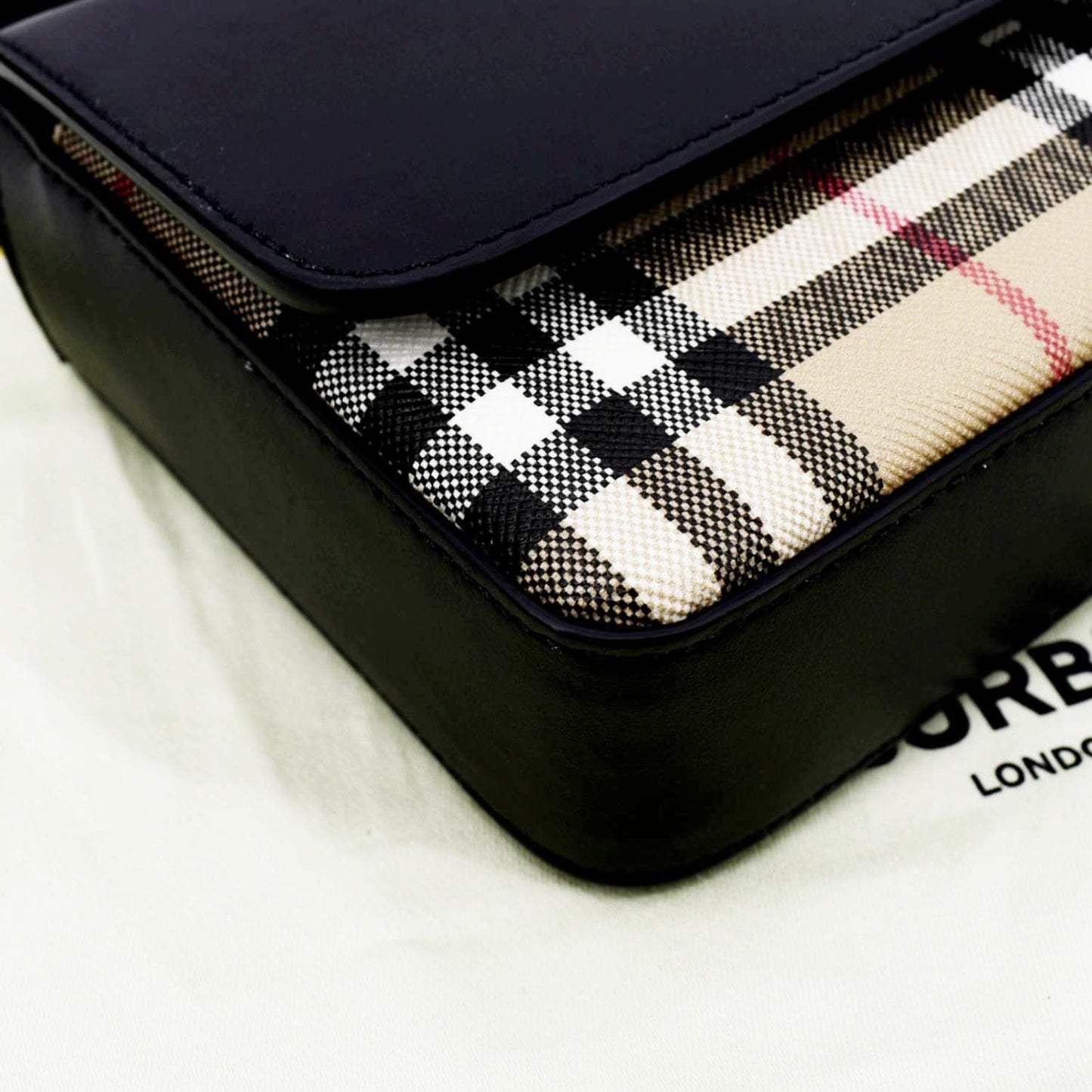 BURBERRY Vintage Check Note Smooth Leather Crossbody Bag Black