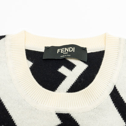 Fendi Size 48 Geometric Sweater Wool White/Black