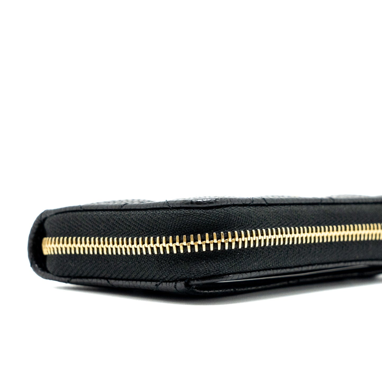 Chanel Zip Card Holder Caviar Black GHW (Microchip)