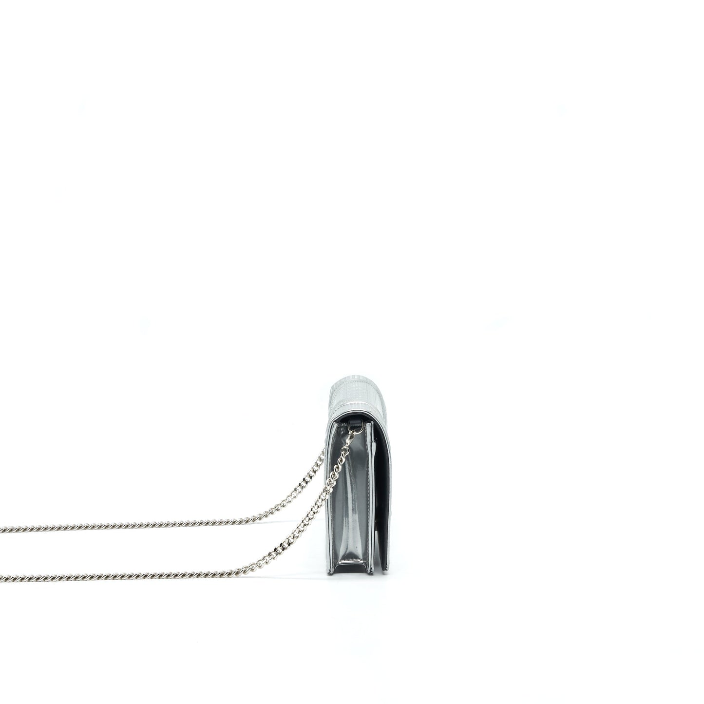DIOR DIORAMA WALLET ON CHAIN IN SILVER