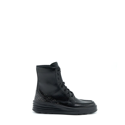 Fendi Size 6 Print Boots Calfskin Black