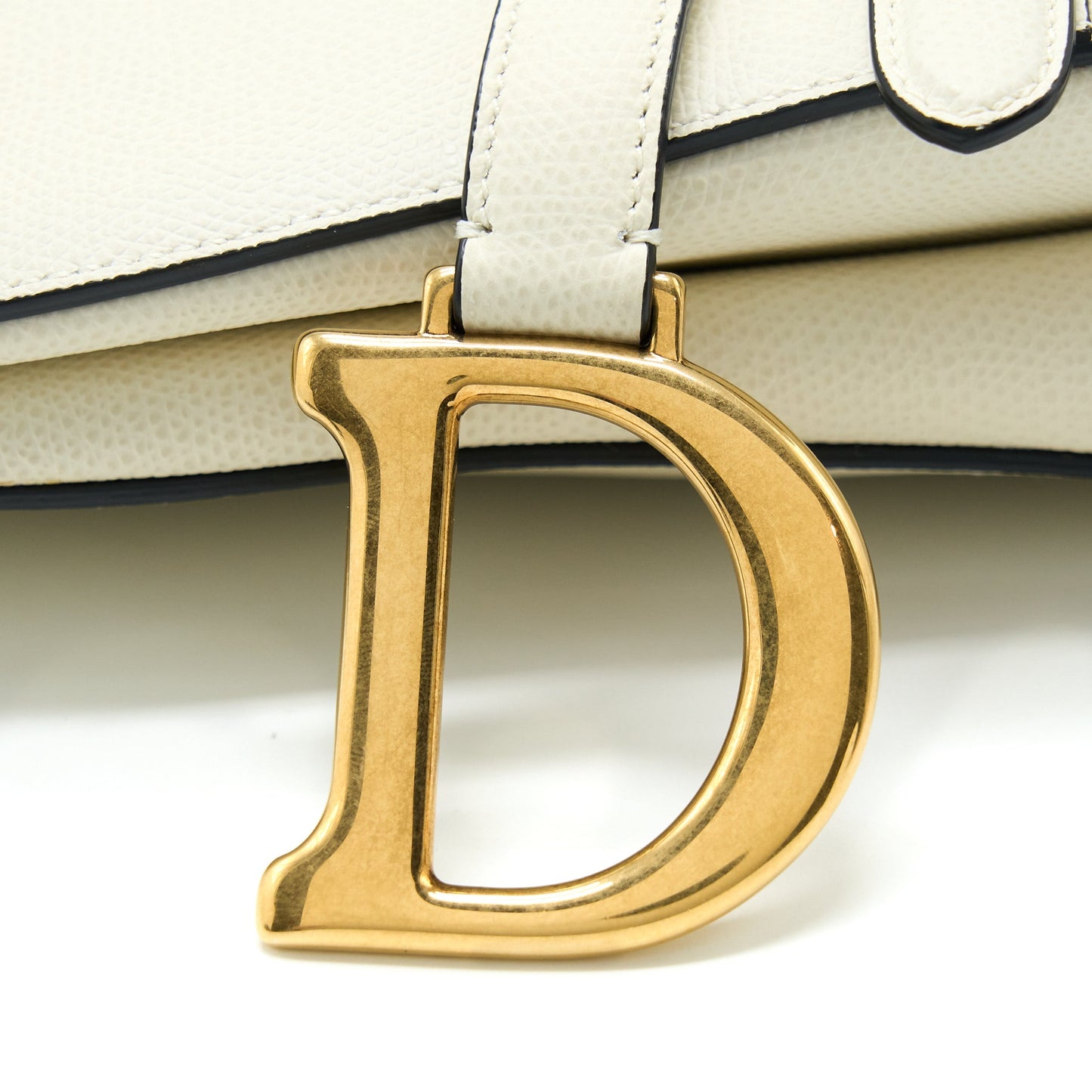 Dior Medium Saddle Purse Calfskin White