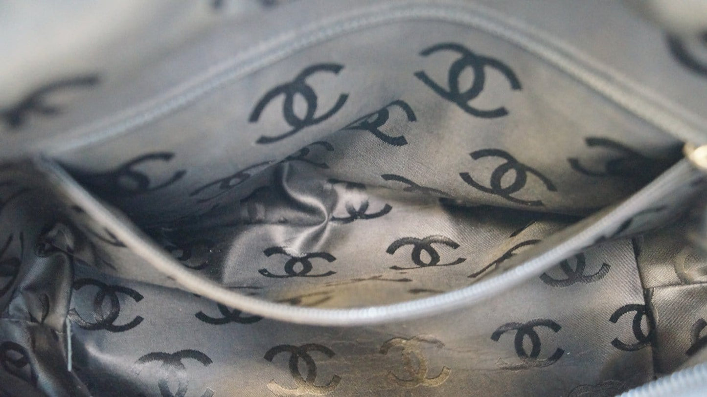CHANEL Beige/Black Ligne Cambon Large Tote Bag
