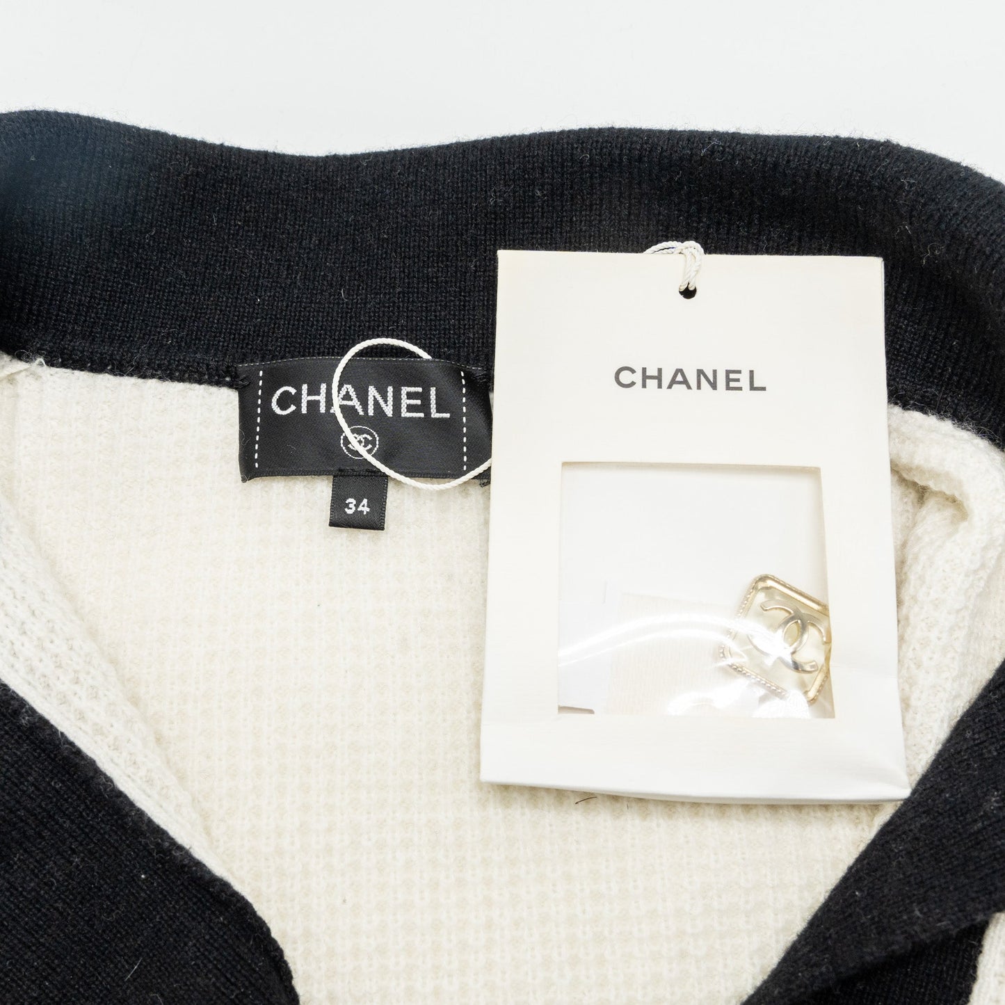 Chanel Size 34 23A Dress Cashmere White/Black