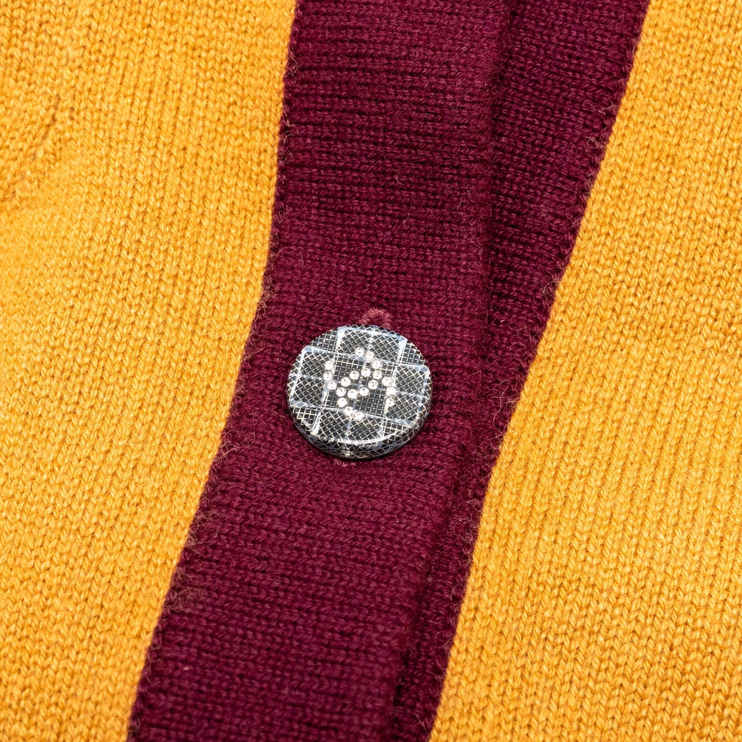 Chanel Size 36 21K Cardigan Cashmere Light Orange/Burgundy