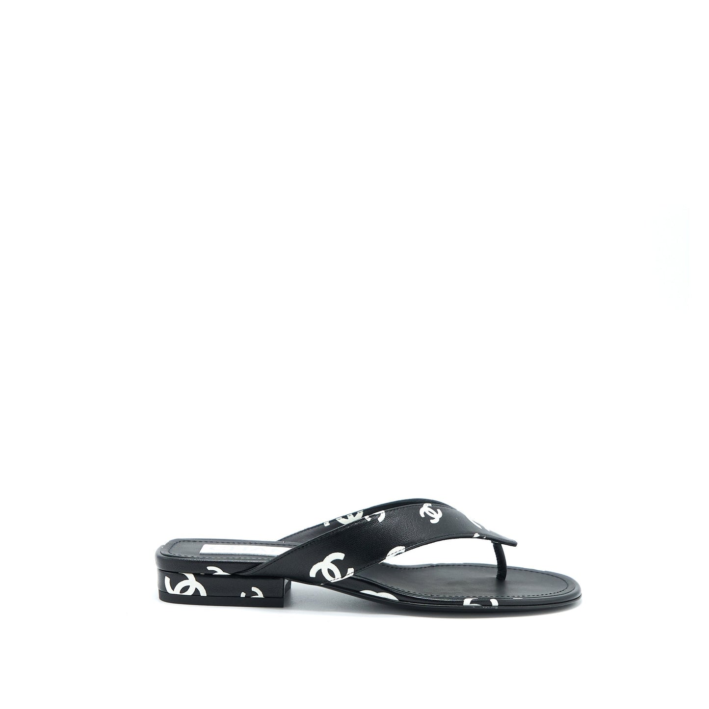 Chanel Size 35 22S CC Logo Flip Flops Printed Lambskin Black/White