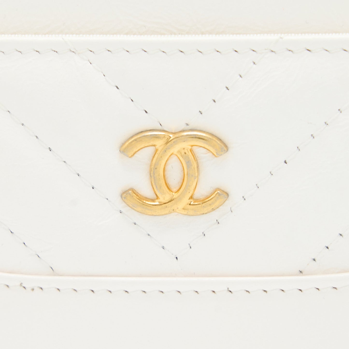 Chanel Chevron Card Holder Calfskin White GHW