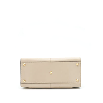 Fendi Peekaboo Iconic Essentially Beige