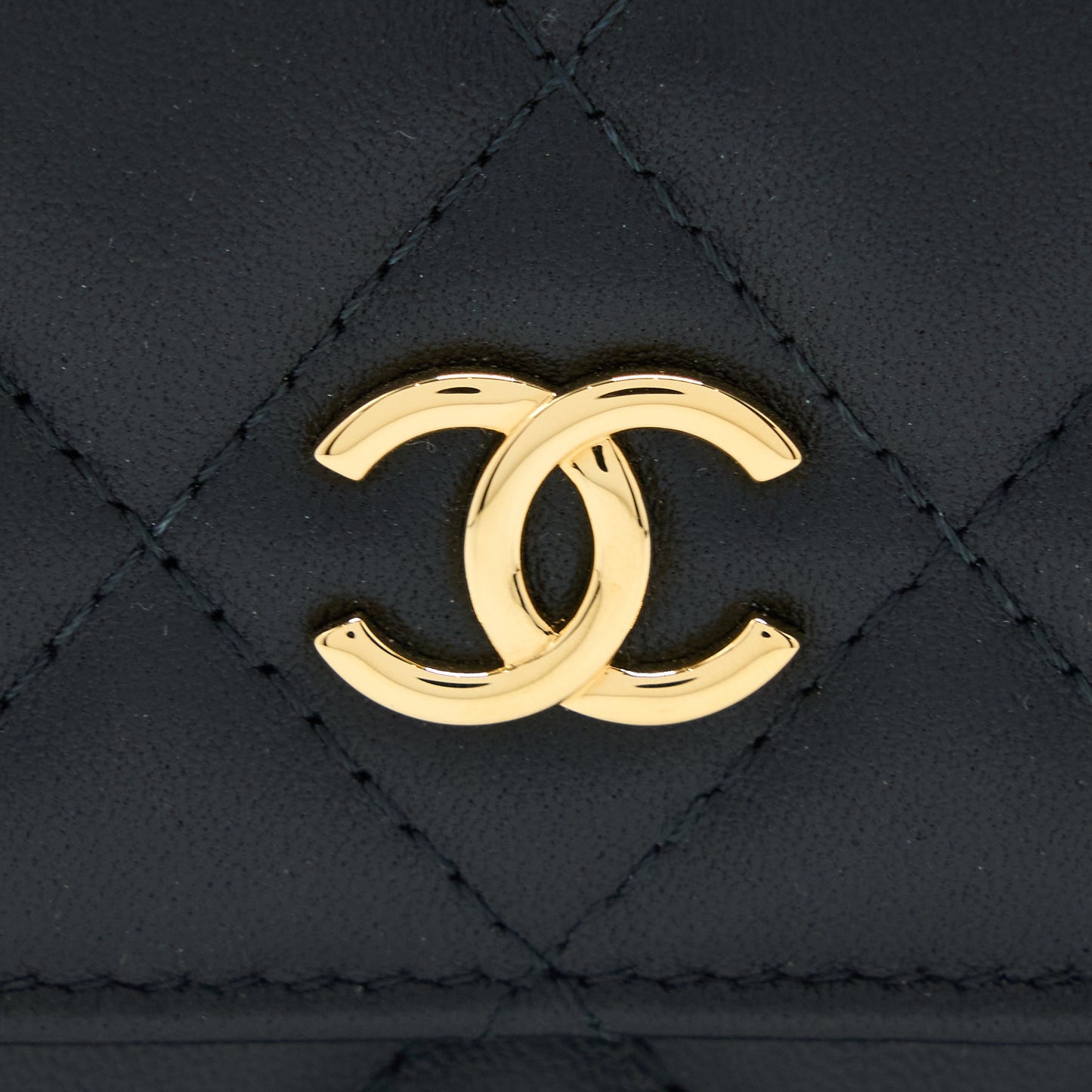 Chanel Jewel Hook Cardholder Lambskin Black GHW