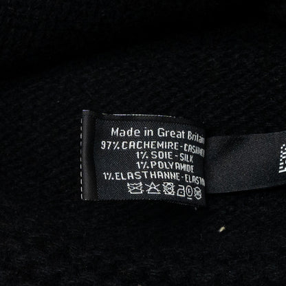 Chanel 23A cashmere beanie / hat black / white