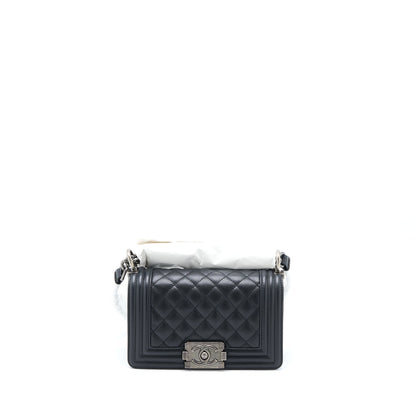 Chanel Small Boy Bag Caviar Black Ruthenium SHW (Microchip)