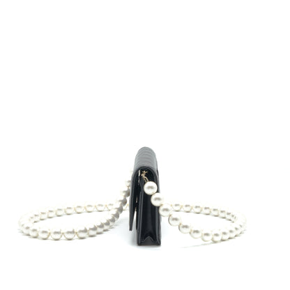 Chanel Giant Pearl Crush Wallet On Chain Black