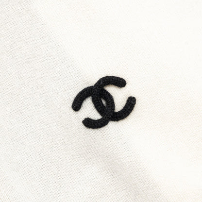 Chanel CC Logo Scarf Cashmere Black/White