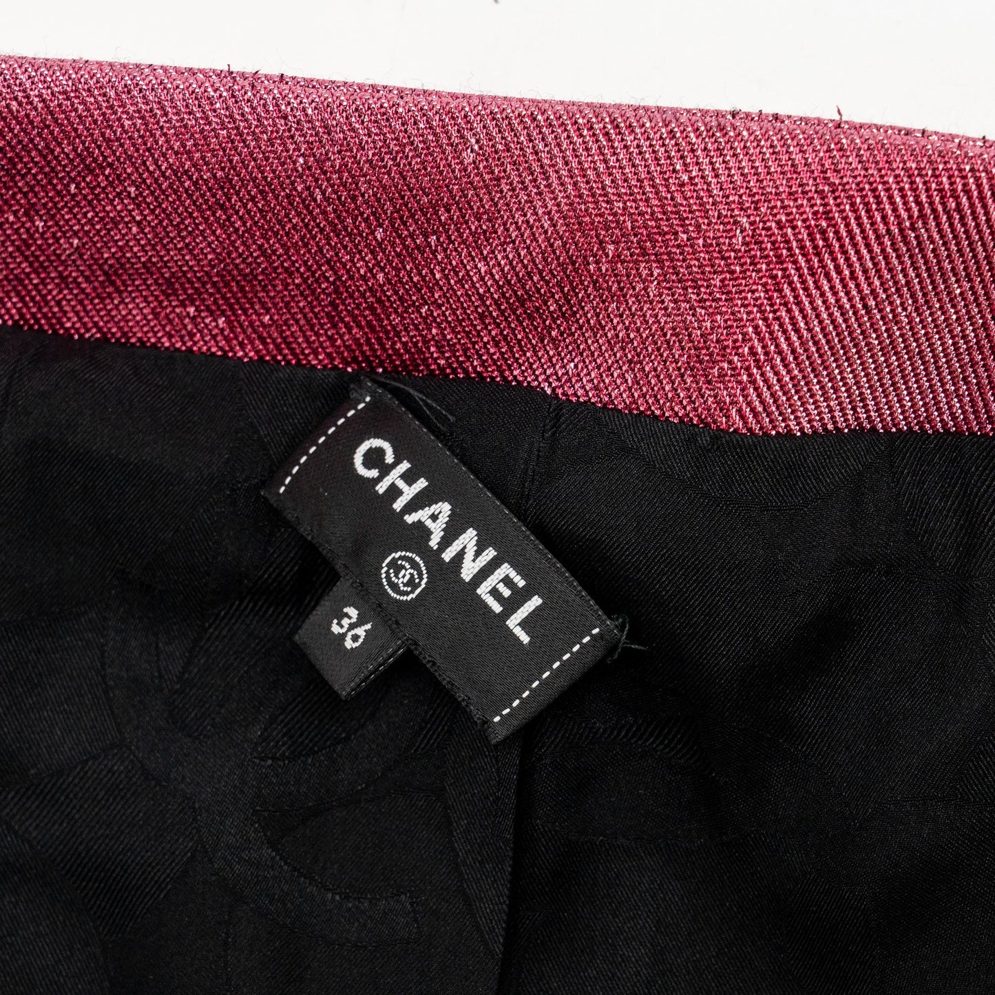 Chanel Size 36 22K CC Button Top Wool/Polyamide Metallic Navy Blue/Pink