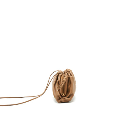 BOTTEGA VENETA POUCH CARAMEL
