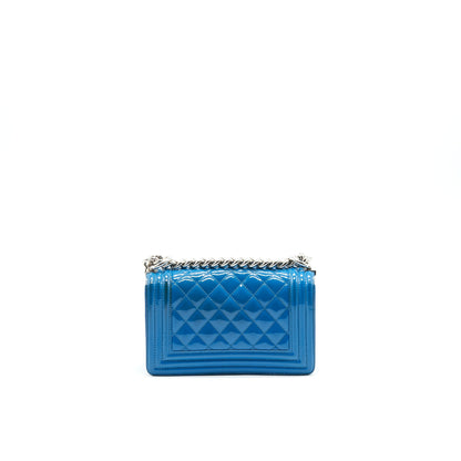 CHANEL SMALL LE BOY BAG IN PATENT LEATHER BLUE SHW