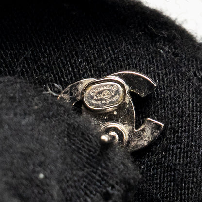 Chanel cc logo with pearl drop earrings silver tone