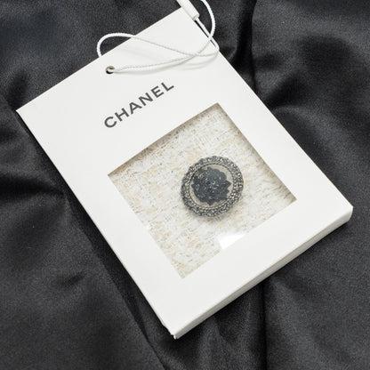 Chanel size 34 22P cotton and silk tweed jacket black / white