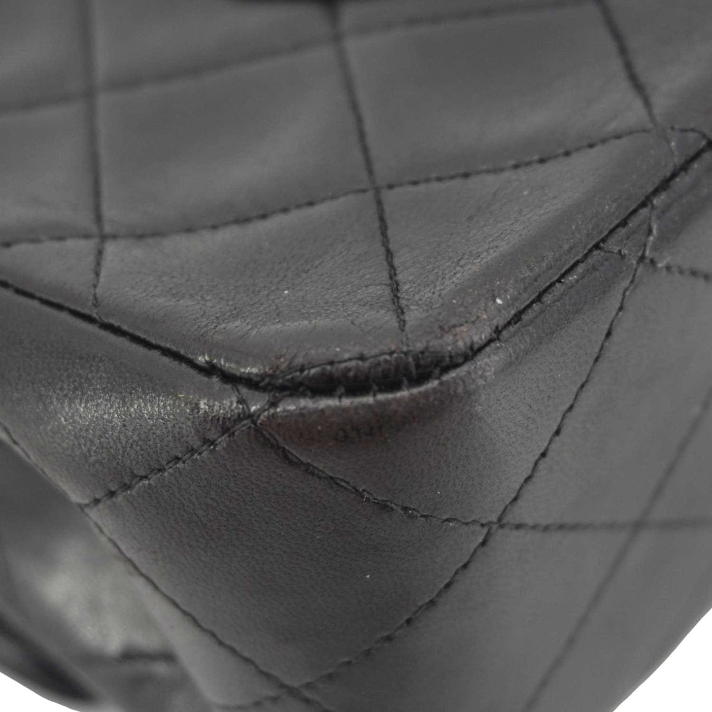 CHANEL Classic Flap Vintage Quilted Lambskin Leather Shoulder Bag Black