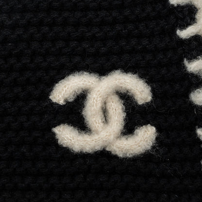Chanel 23A Cashmere Scarf Black/White
