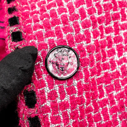 Chanel Size 34 Tweed Jacket Pink/White/Black