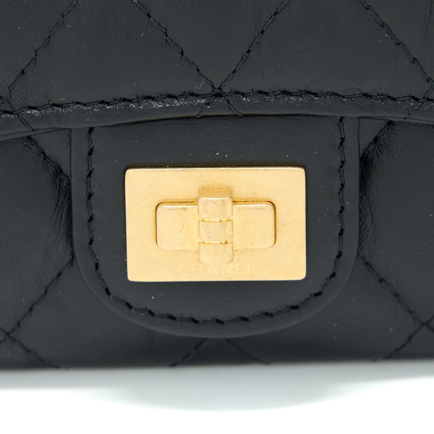 Chanel 2.55 Reissue Flap Card Holder Aged Calfskin Black GHW (Microchip)