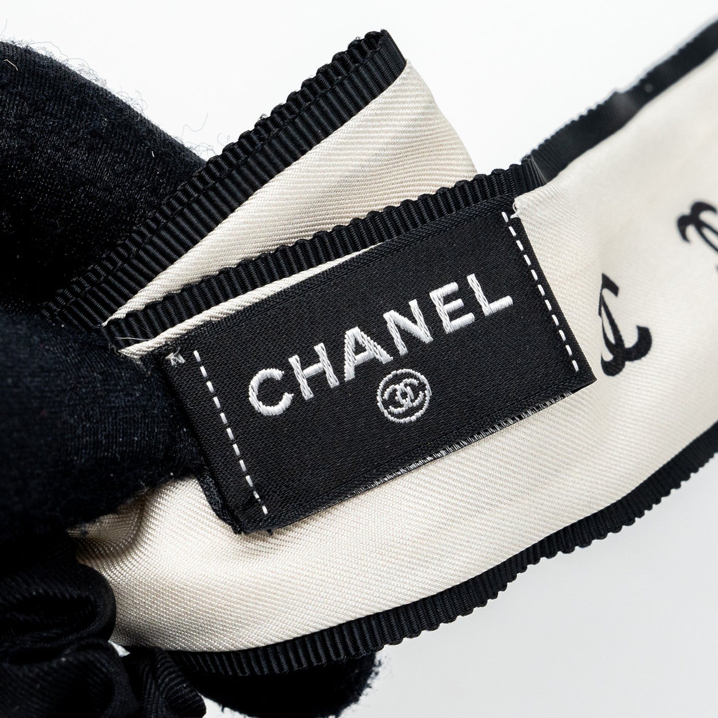 Chanel hair tie silk twill lack / ecru