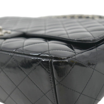 CHANEL Classic Maxi Single Flap Patent Leather Shoulder Bag Black