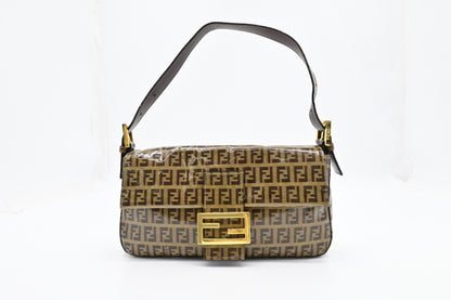 Fendi Baguette in Light Brown Patent Zucchino Leather