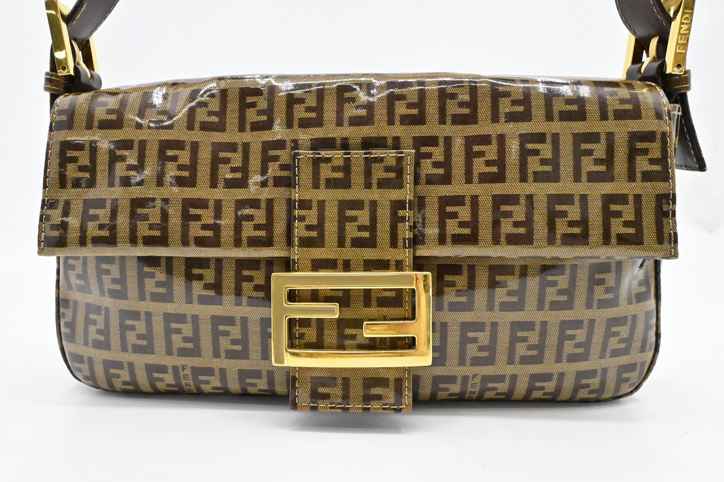 Fendi Baguette in Light Brown Patent Zucchino Leather