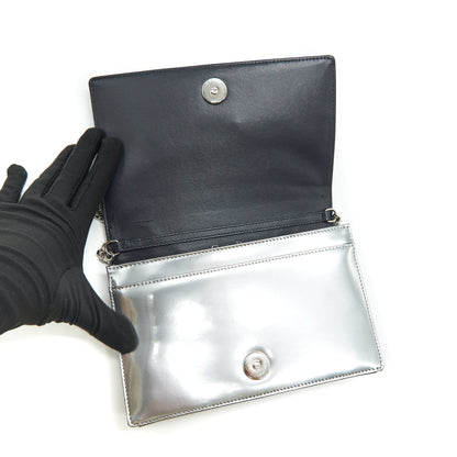 DIOR DIORAMA WALLET ON CHAIN SILVER
