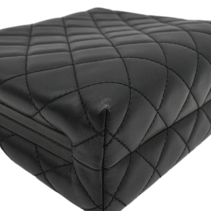 CHANEL CC Kisslock Box Lambskin Leather Chain Shoulder Bag Black