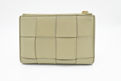 Bottega Veneta Wallet in Green Intrecciato Leather