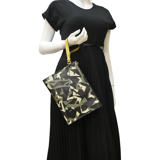 FENDI Leather Clutch Zip Pouch Black