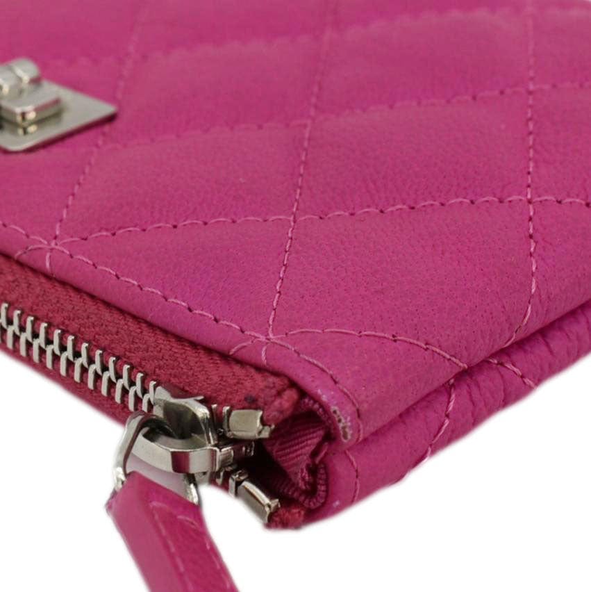 CHANEL Reissue Small Quilted Leather Cosmetic Case Pink