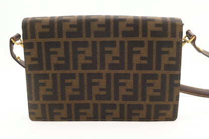 Fendi Shoulder Bag in Zucca Canvas