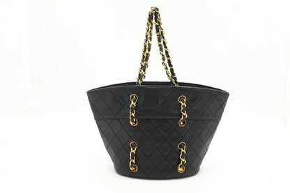 Chanel Handbag in Black MattelassÃ© Leather