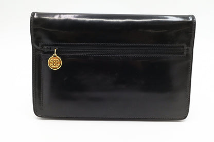 Chanel Wallet on Chain in Black Patent Leather