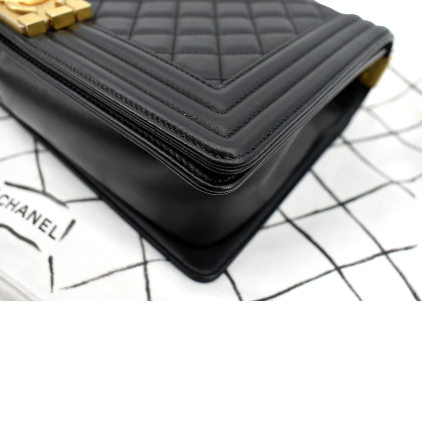 CHANEL Medium Boy Flap Calf Leather Shoulder Bag Black