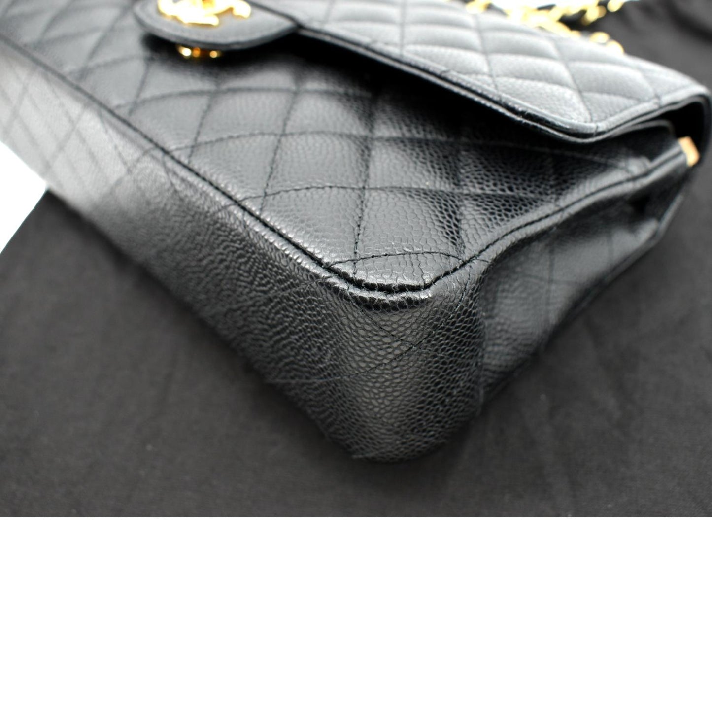 CHANEL Jumbo Double Flap Caviar Leather Shoulder Bag Black