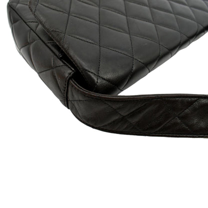 CHANEL Vintage Flap Quilted Leather Shoulder Bag Black