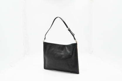 Fendi Shoulder Bag in Black Leather