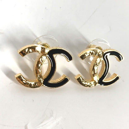 CHANEL Pierce metal gold 24C CC COCO Mark Women