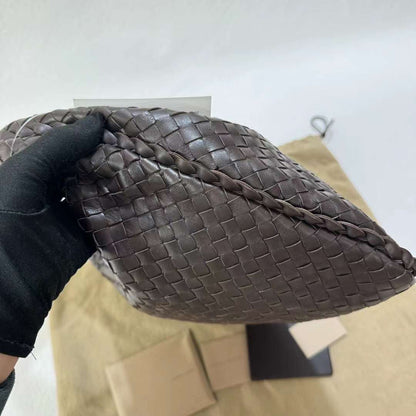 Bottega Veneta Intrecciato Hobo Bag Medium Chocolate Brown Lambskin leather with Mirror