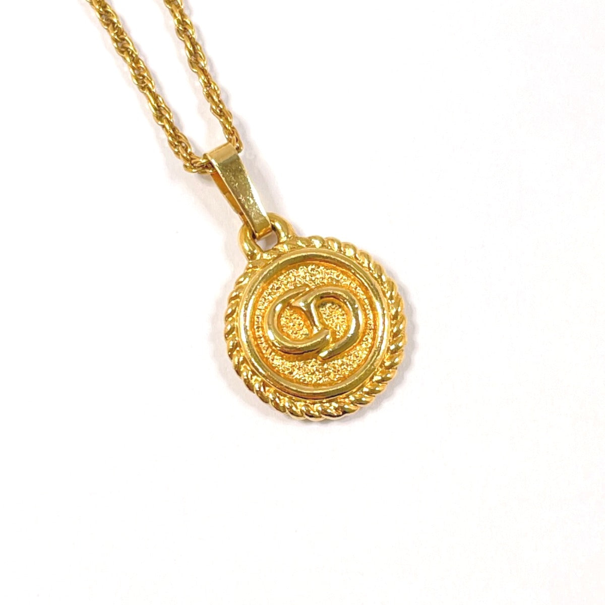 Christian Dior Necklace metal gold round CD logo